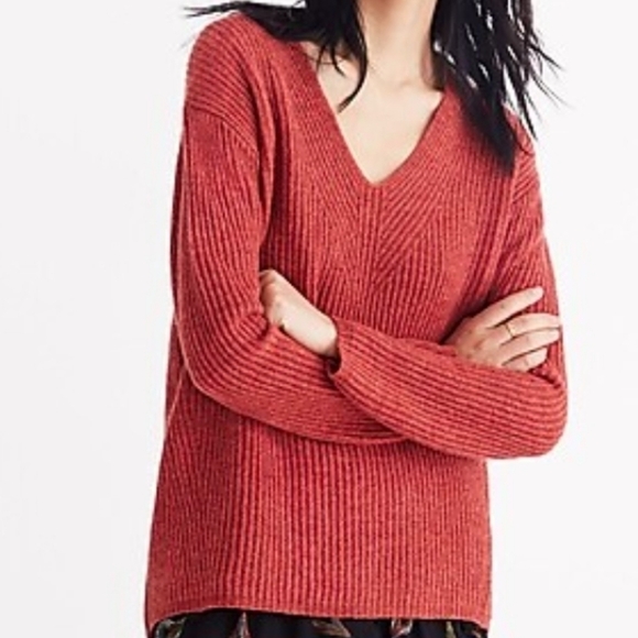 Madewell Woodside Wool V-Neck Sweater - Picture 1 of 5